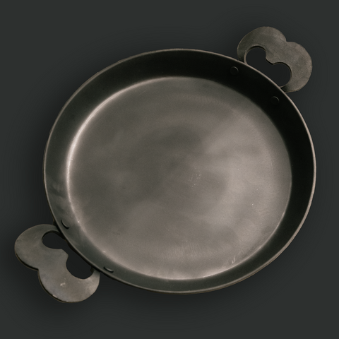 Top of a Lockhart skillet