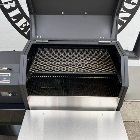 Cleaning a Pellet Grill - Yoder YS640s 